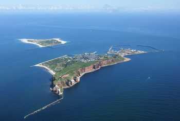 Aerial_image_of_Heligoland.jpg