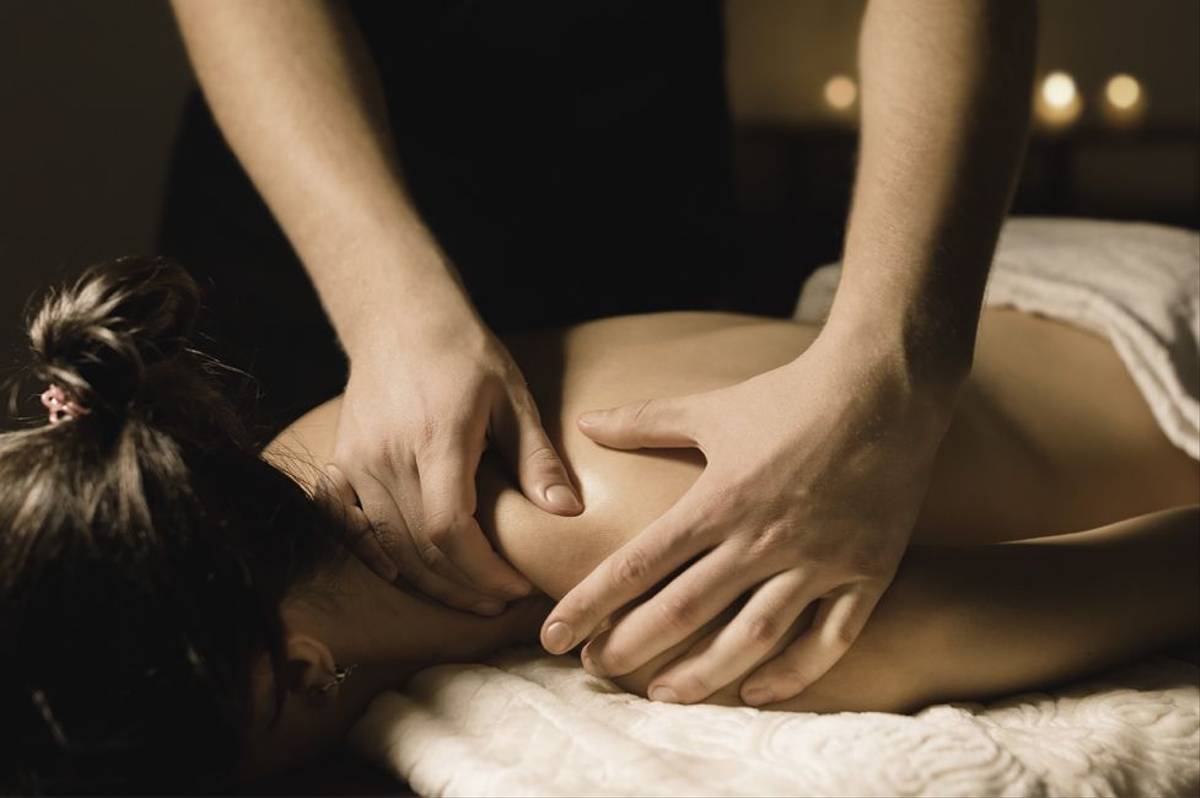 Back Massage 1.jpg