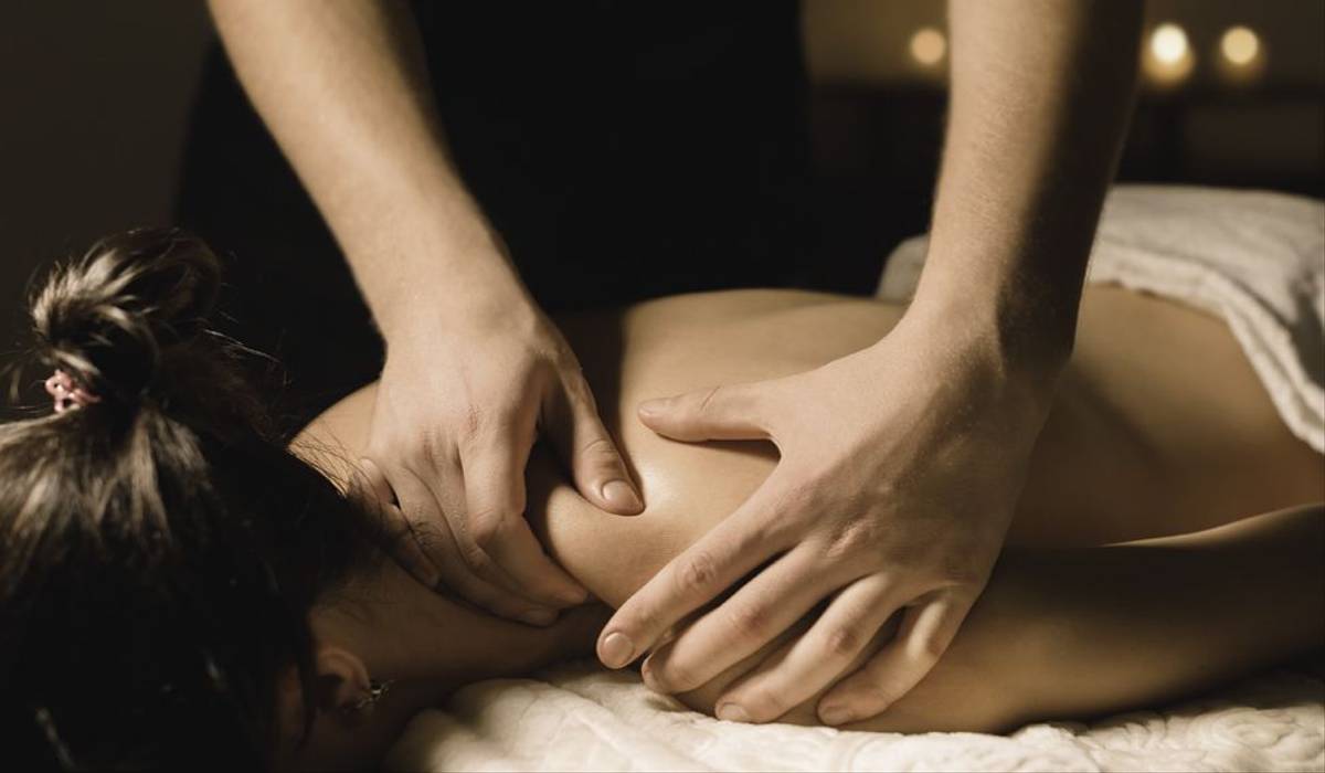 Back Massage 1.jpg