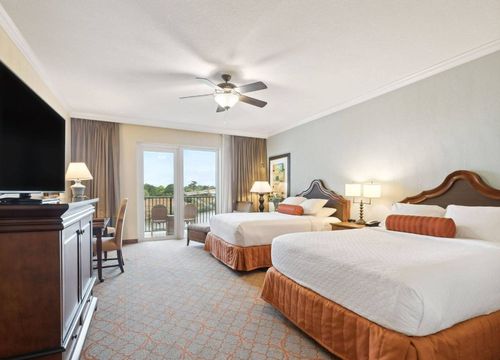 Marina Inn at Grande Dunes queen.jpg