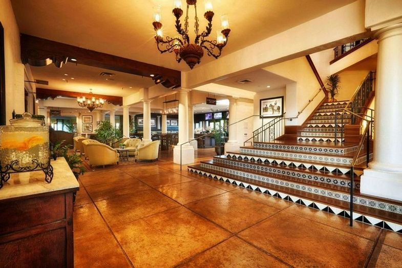 The Scottsdale Resort at McCormick Ranch-Lounge _ Entrance (1).jpg