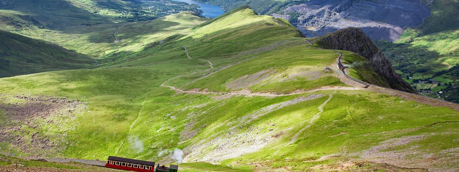 Mountain railway, Snowdonia, North Wales. The steam train runs from the town of LLanberis in the valley to the summit of Mou…