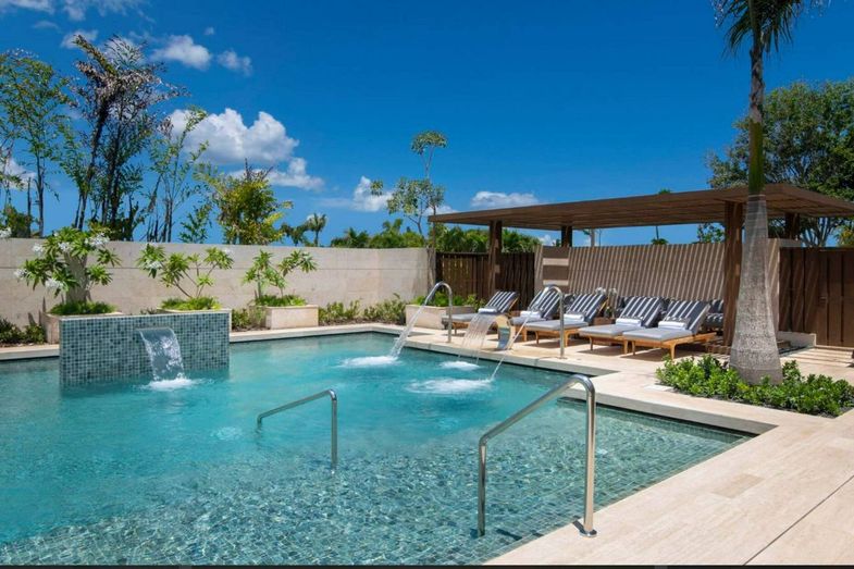 casa de campo resort spa pool 2.jpg