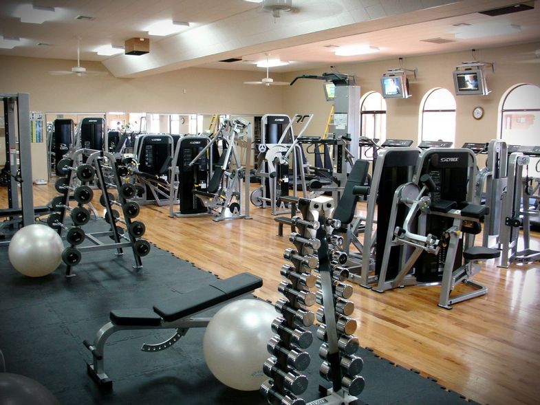 Red Mountain Resort-strength & cardio studio_weights.jpg