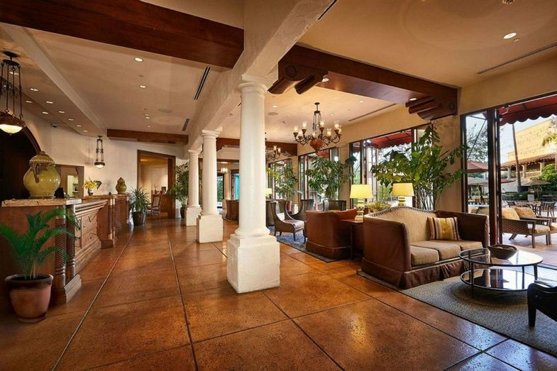 The Scottsdale Resort at McCormick Ranch-Lounge _ Entrance (2).jpg