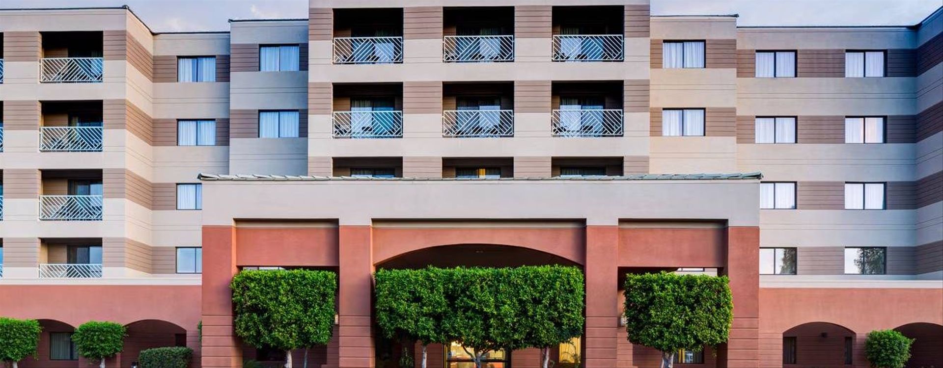 Courtyard Scottsdale Old Town.jpg
