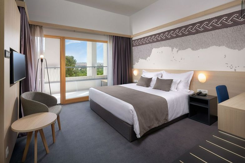 Hotel Salona Palace-Example of accommodation (1).jpg