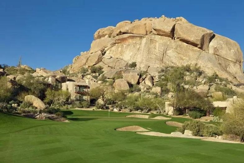Villas of Cave Creek Boulders golf south.jpg