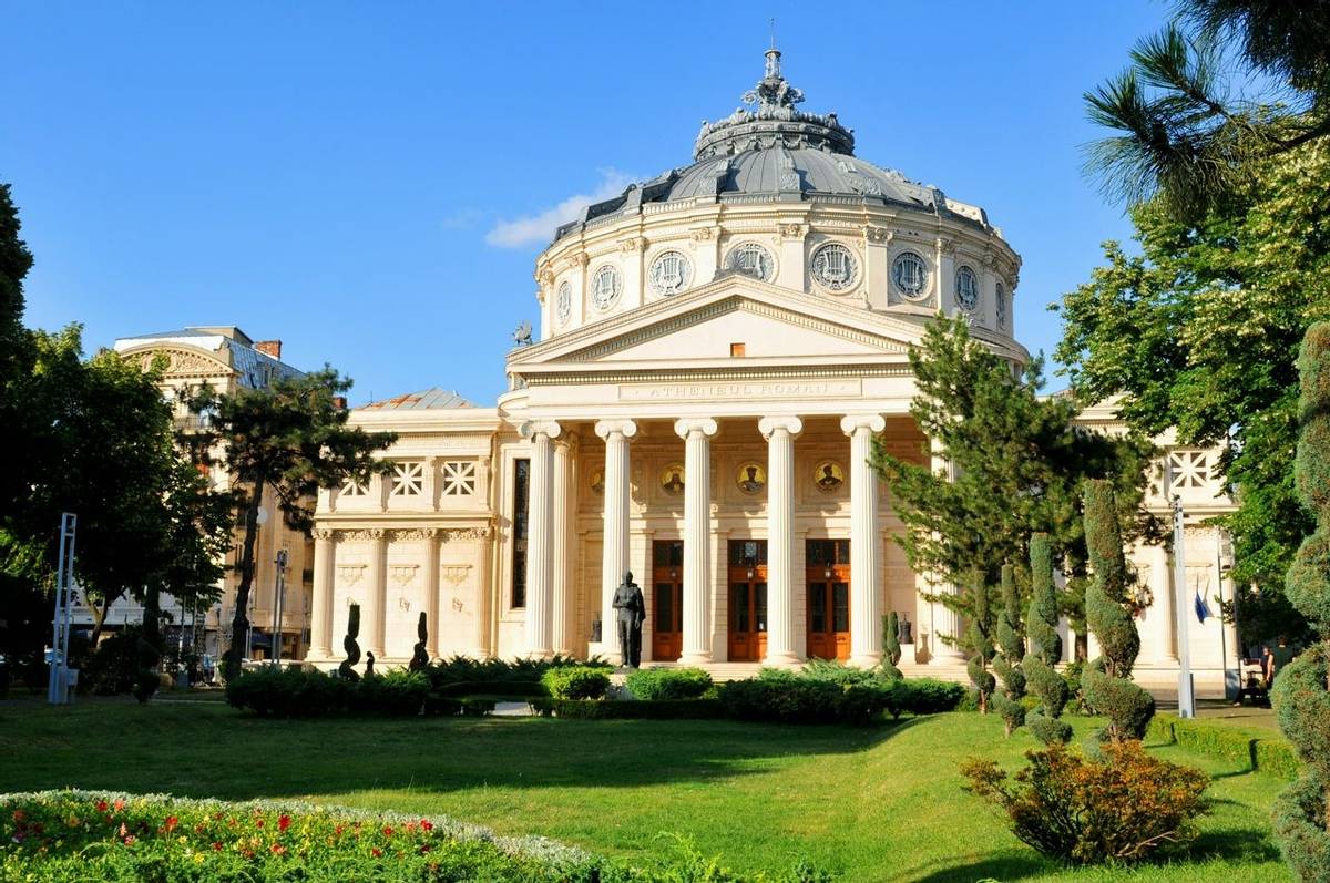 Romania - Romanian Athenaeum, Bucharest - AdobeStock_88807674.jpeg