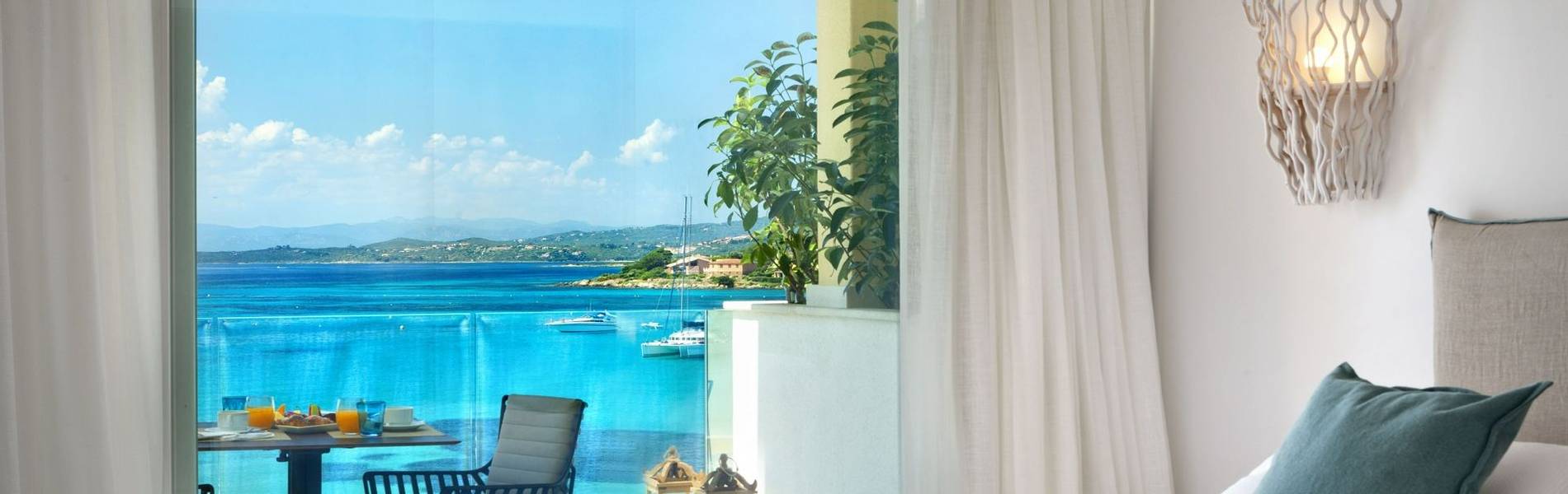 Pool Suite - Gabbiano Azzurro Hotel Sardinia2.jpg
