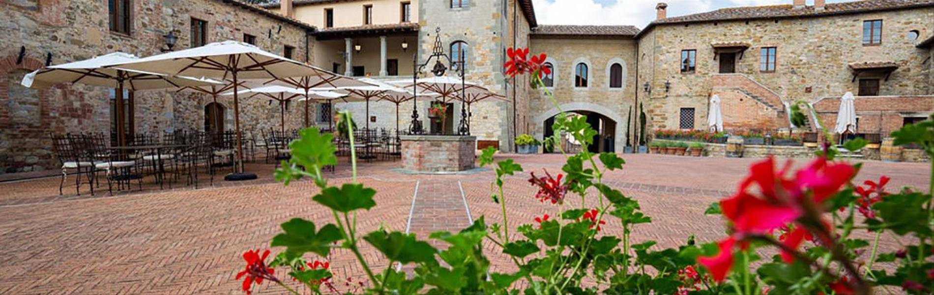 Castel Monastero, Tuscany, Italy (3).jpg