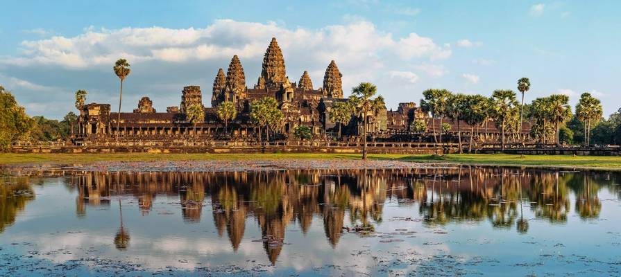 Angkor Wat shutterstock_186291863.jpg