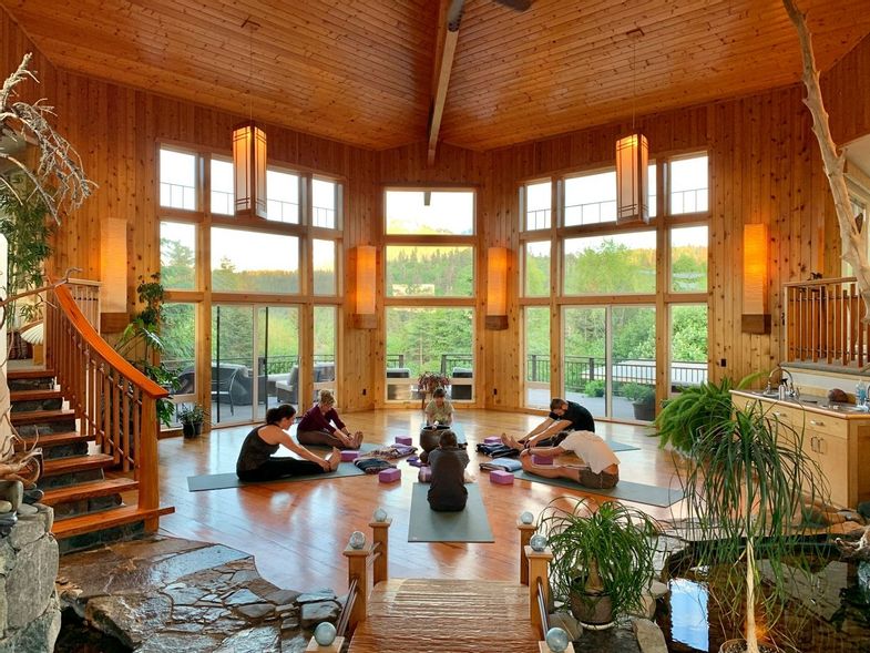 alaska-stillpoint-lodge-Yoga Floor.jpg