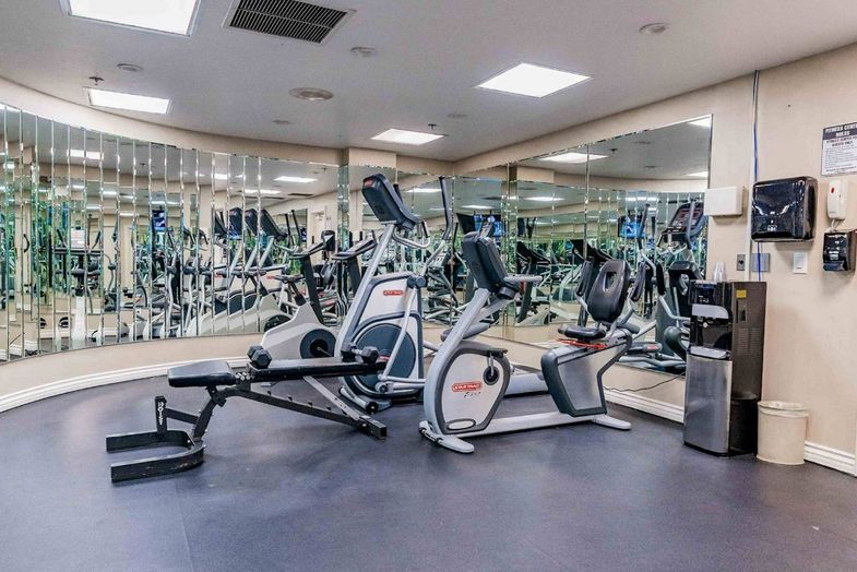Indian Wells Resort Hotel gym.jpg