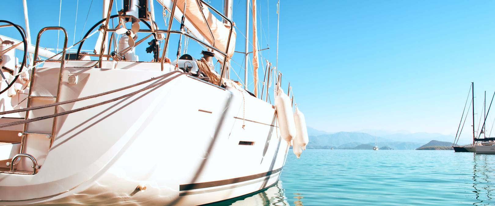 Couples Sailing in the Med | Sailing Holidays Ltd