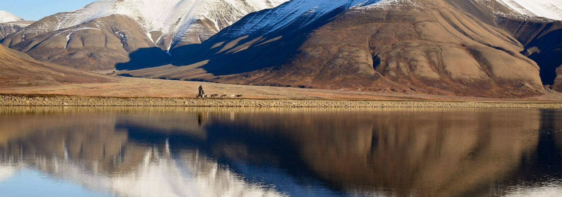 009665  Longyearbyen RESIZED Credit Jarle Roessland & Visit Svalbard