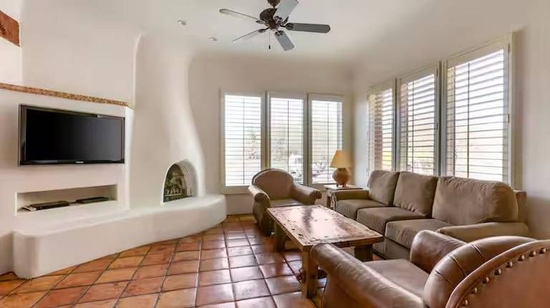 Rancho Manana living area.jpg