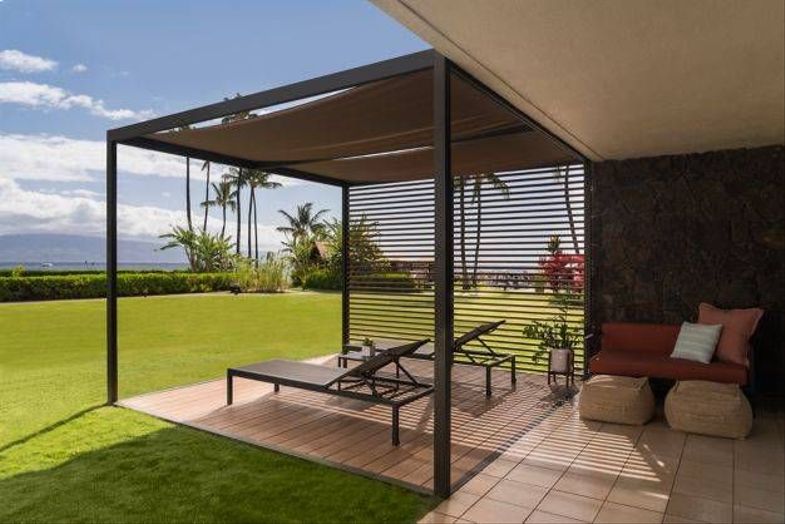 Sheraton Maui Resort & Spa sundeck suite.jpg