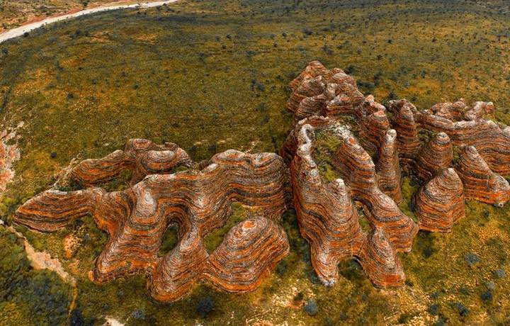 World Heritage Purnululu National Park (The Bungle Bungle), although a mere 250 km south of Kununurra, it was only discovere… World Heritage Purnululu National Park (The Bungle Bungle), although a mere 250 km south of Kununurra, it was only discovere…