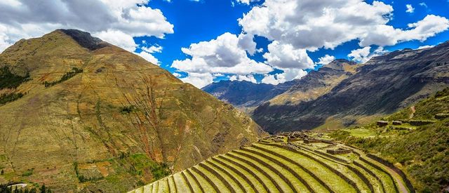 active-gourmet-holidays-peru-trekking-cooking-sacred-valley-stock.jpg