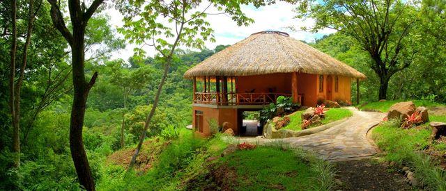 amatierra-yoga-wellness-retreat-Yoga-Studio.jpg