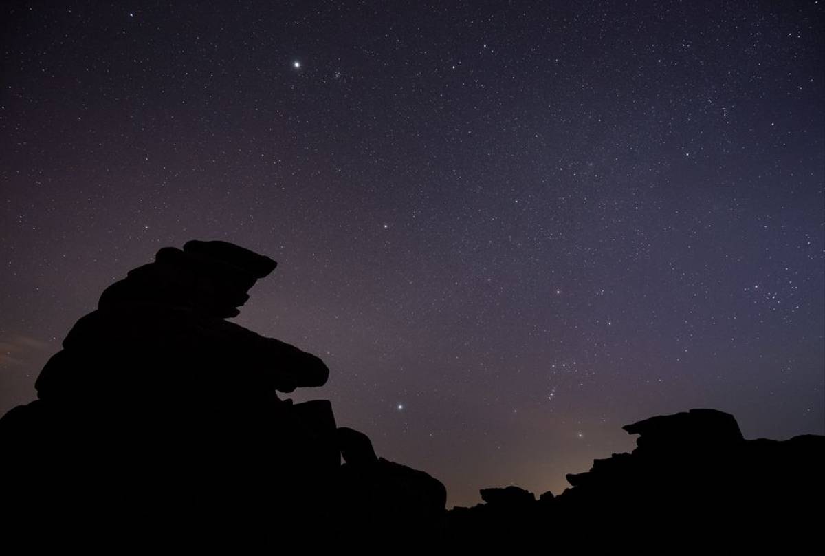 Night sky, Great Staple Tor (© Robert Harvey)