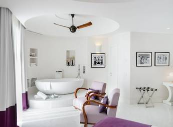 Junior Suite Deluxe 2.jpg