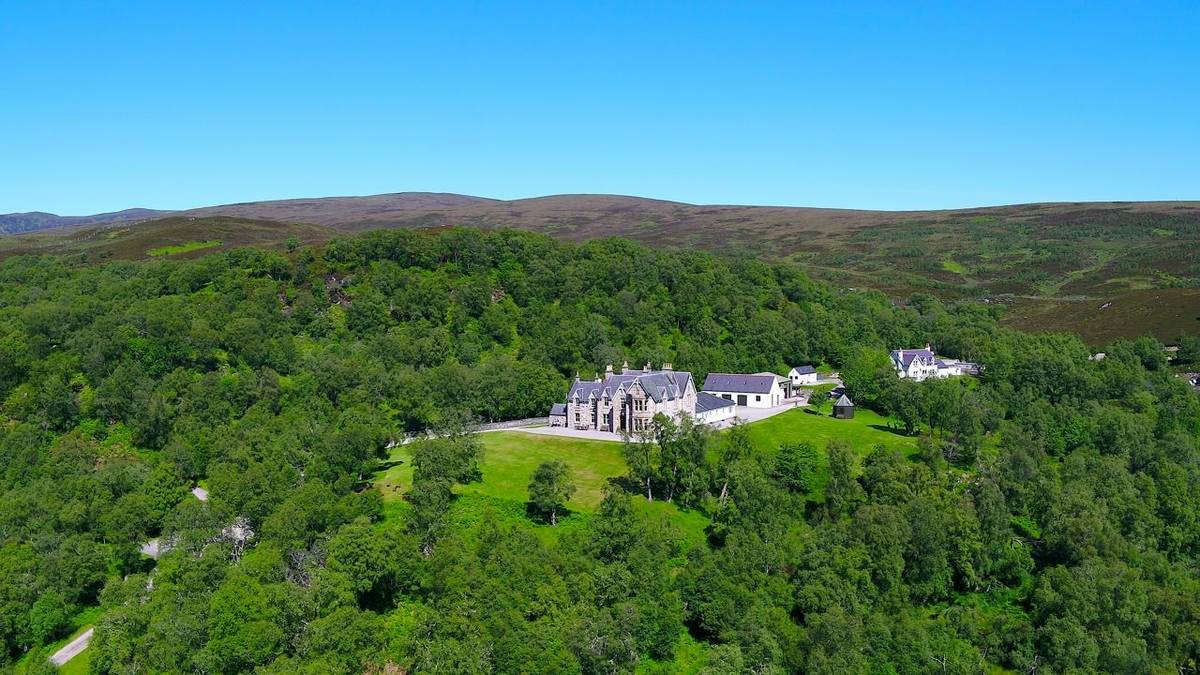 Scottish Highlands: Stay in the Exclusive Alladale Lodge this Spring