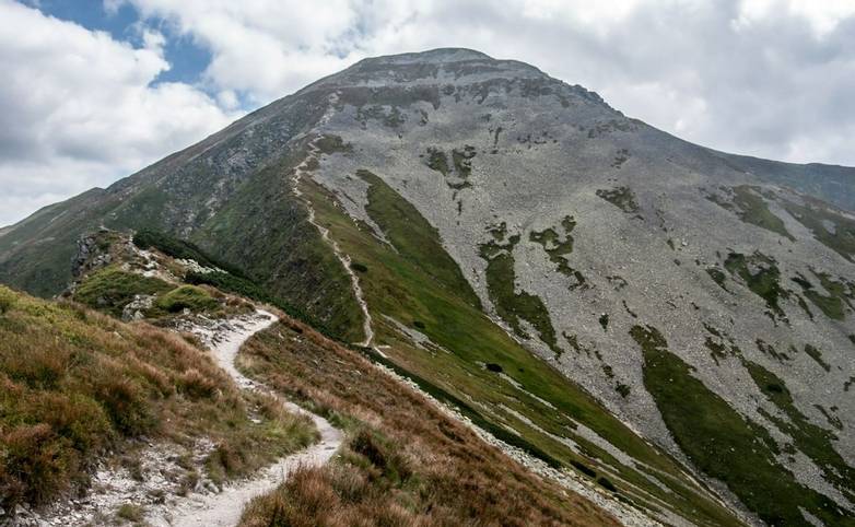 Voloec mountain peak on Rohace mountain group in Western Tatras mountains on slovakian - polish borders from hiking trail be…