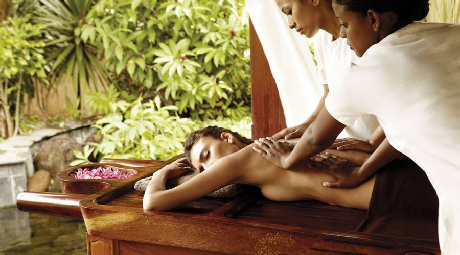 Woman receiving a massage at Shanti Maurice and Spa in Mauritius