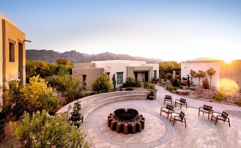 canyon-ranch-tucson-reserve-fire pit-patio-sunrise.jpg