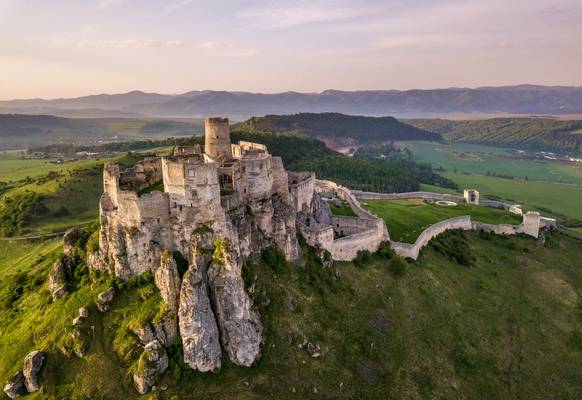 Spissky Castle, Slovakia Shutterstock 1090338857