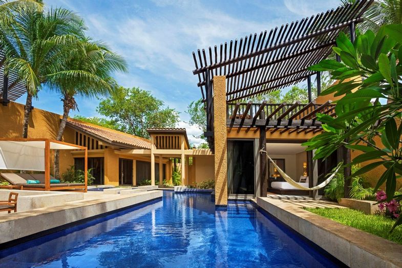 Banyan Tree Mayakoba-Pool.jpg