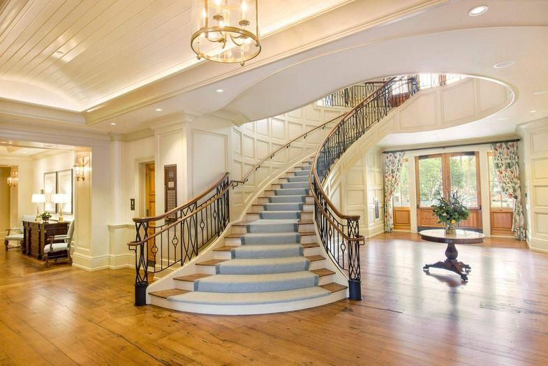 The Inn & Club at Harbour Town lobby.jpg