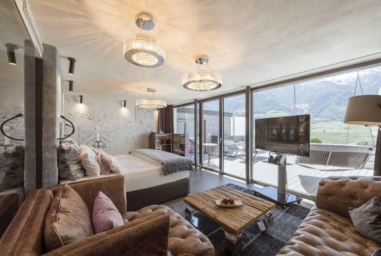 Preidlhof New Penthouse Suite Dolce Vita Star.jpg