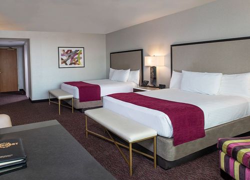 Suncoast Hotel & Casino deluxe queens.jpg
