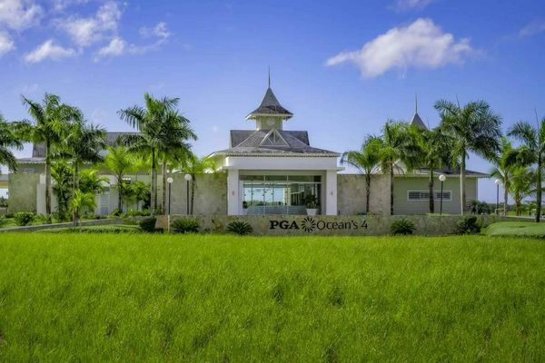 Bahia Principe Luxury Bouganville golf club.jpg