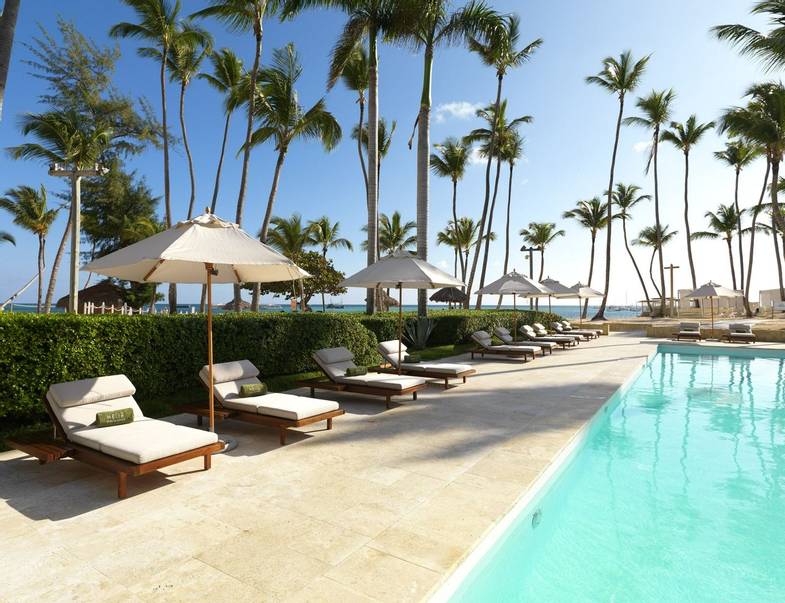 Meliá-Punta-Cana-Resort-Rumba-Pool-exclusive-the-level-adults-only.jpg