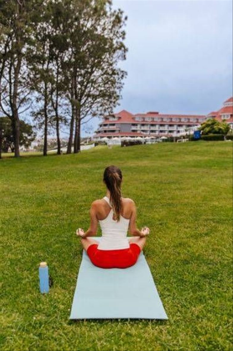 Laguna Cliffs Marriott  yoga.jpg