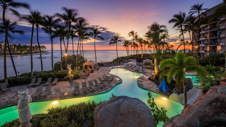 Hilton Waikoloa Village Pool Sunset.jpg