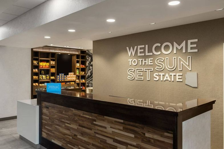 Hampton Inn Carefree front desk.jpg