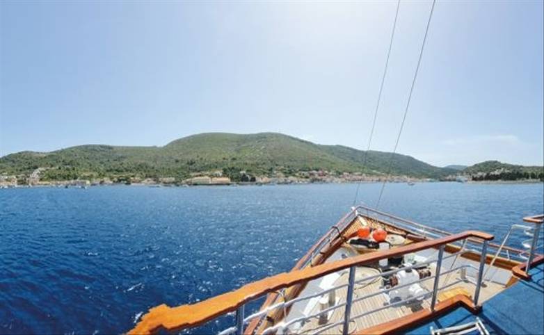 Antonela by Martin Kralj (2).jpg