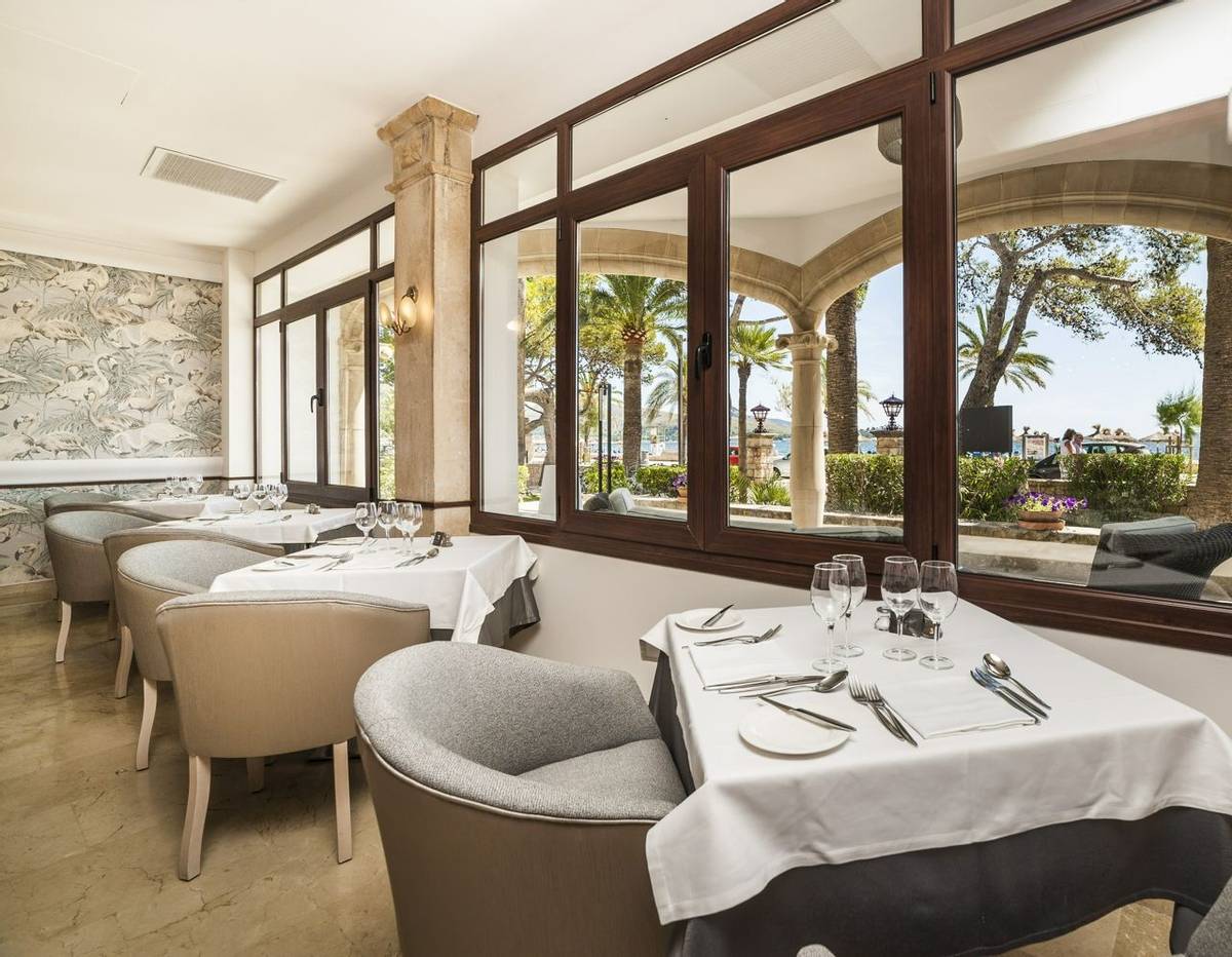 Spain - Mallorca - Hoposa Hotel Uyal - Restaurant (1).jpg