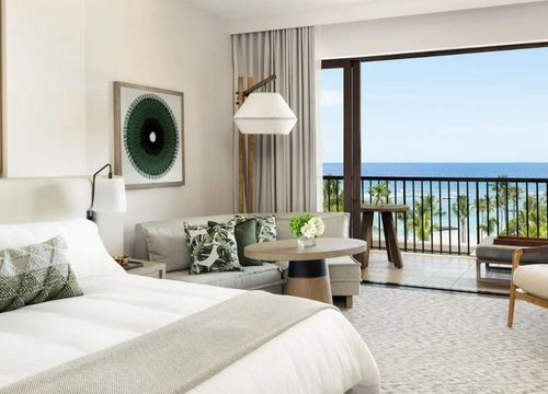 Mauna Lani guest room 2.JPG