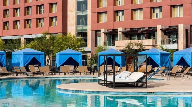 Talking Stick Resort pool.jpg