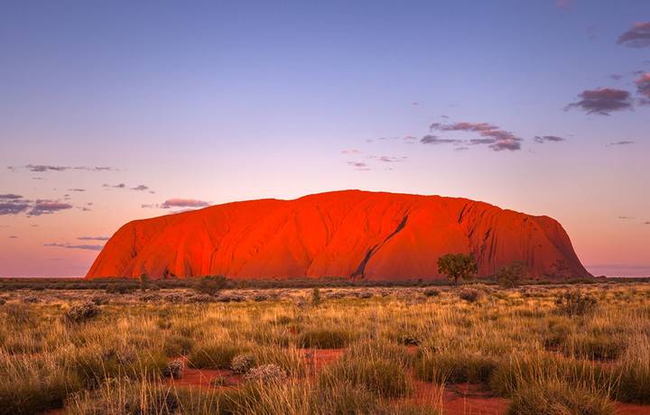 itinerary-banner-TRA2235-d4-uluru.jpg itinerary-banner-TRA2235-d4-uluru.jpg