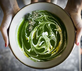 REVIVO-food-beverage-Detox-green-soup.jpg