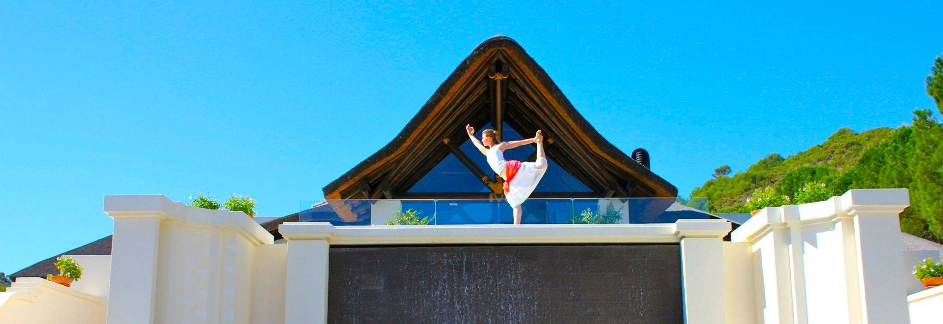Shanti-Som-yoga-hotel-entrance.JPG