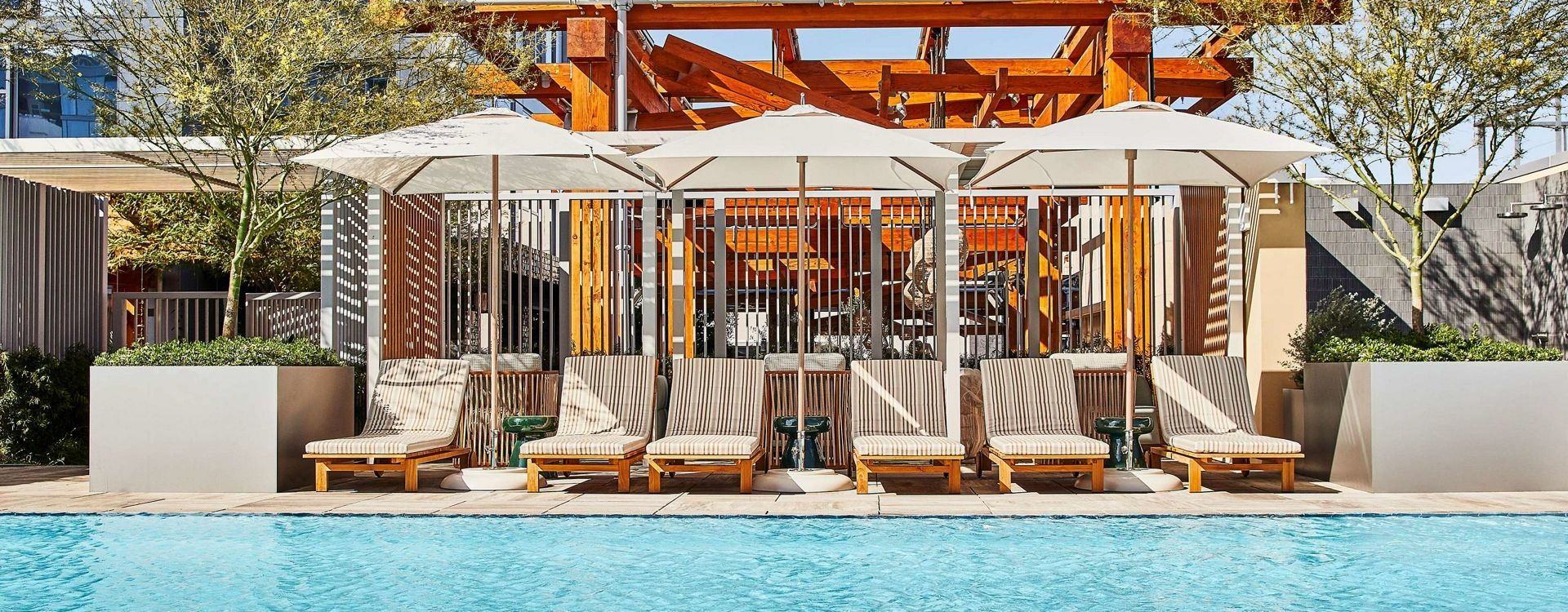 Conrad Los Angeles-Pool (5).jpg