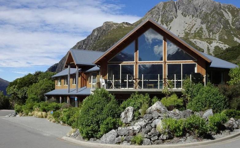 New Zealand - Aoraki Lodge 2.jpg